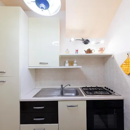 Comi Apartment